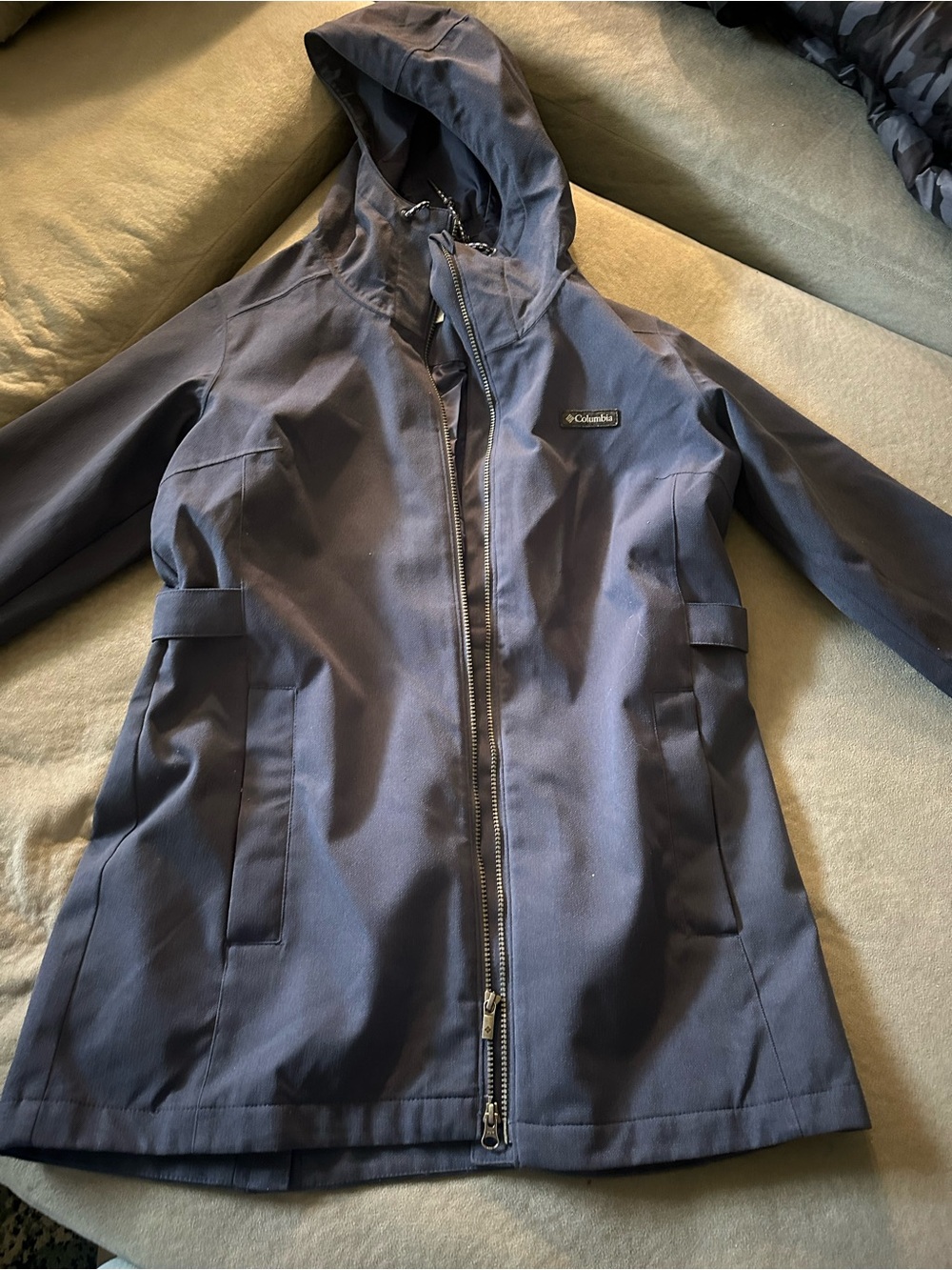 Columbia Black Jacket with Teal Accent Brand Tag